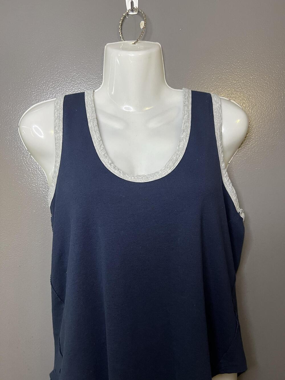 We The Free Tank Top Womens Small Blue Racerback Scoop Neck Bow Hem Relaxed